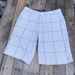 EUC O’Neill Checkered Plaid Gray & White Shorts